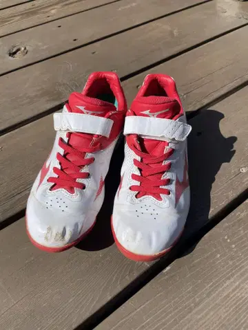 21.5cm Mizuno 스파이크 슈즈 화이트/레드