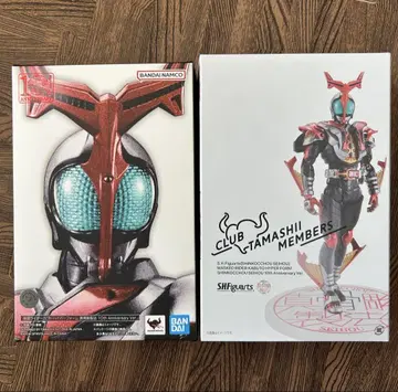 S.H.Figuarts 진골 조각 가면라이더 카부토 하이퍼 폼 10th