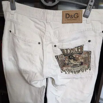 D&G 화이트 슬림 핏 데님