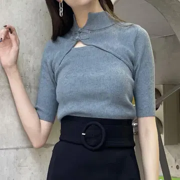 MURUA 차이나 타이트 하프 니트