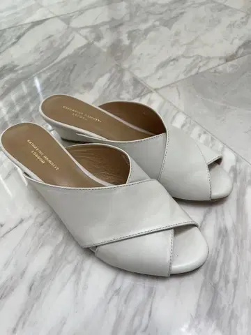 뮬 캐서린 햄넷