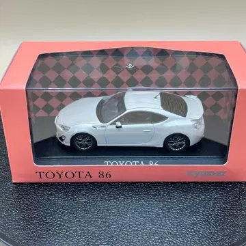 1/43 교쇼 TOYOTA 86 GT Limited 화이트 전반기형