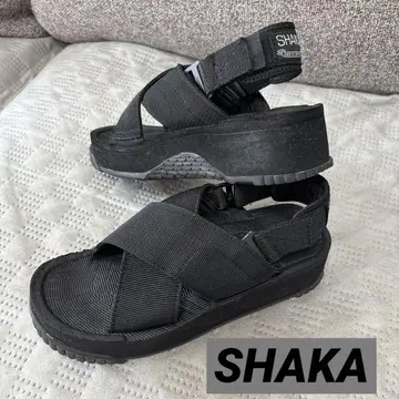 SHAKA 블랙 크로스 스트랩 샌들 23~23.5