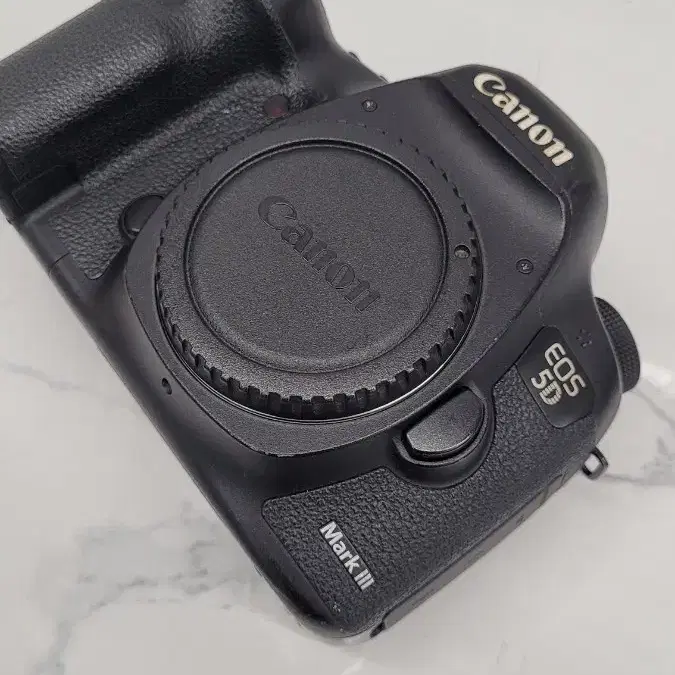 Canon es 5d mark3 팝니다
