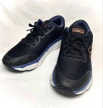 Skechers Max Cushioning 스케쳐스