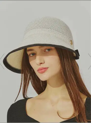 새상품 Chapeau d' O TM Wide Visor Cap 샤포도
