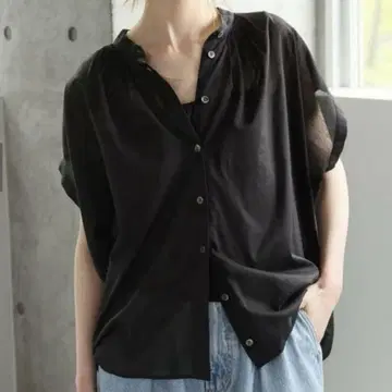 저널 스탠다드 80론 턱 볼륨 셔츠 블랙
