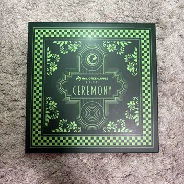 Mrs. GREEN APPLE 세레모니 스카프