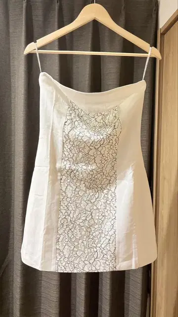 YUZAWAYA 화이트 레이스 드레스