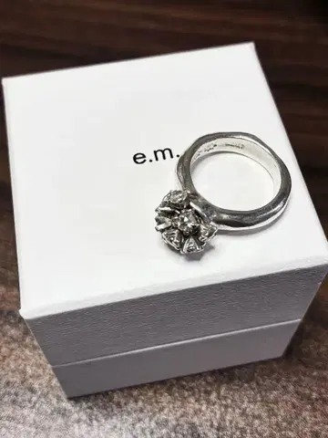 e.m. 지르코니아 반지 샤라샤라 실버 10호