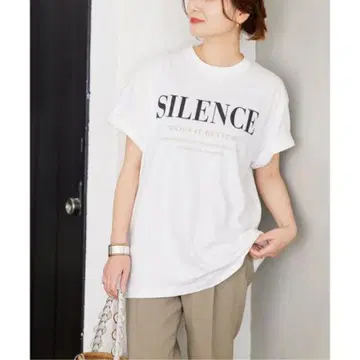 저널 스탠다드 SILENCE 로고 티셔츠