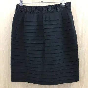 어도어 디자인 타이트 스커트 F0710A05