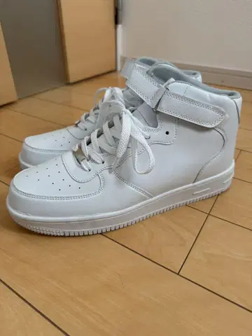 화이트 28cm 인조 가죽 하이컷 신발