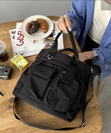 미사용 새상품 블랙 디스코트 유틸리티 퍼프 토트백 검정