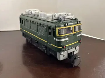 B 트레 EF81 트와일라잇
