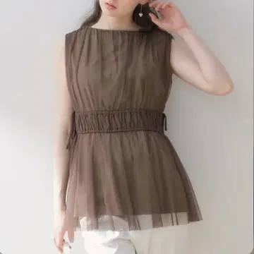 쿠튀르 브로치 튤 사이드 리본 튜닉