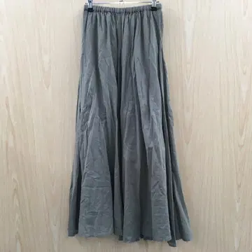 어반 리서치 써니 라벨 얇은 소재 플레어 스커트 F0710B20