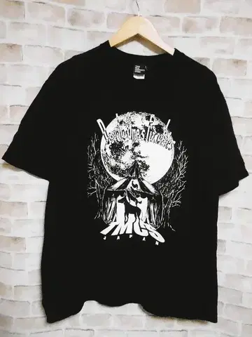 TMCS THE MAD COUNTRY'S STORE 티셔츠
