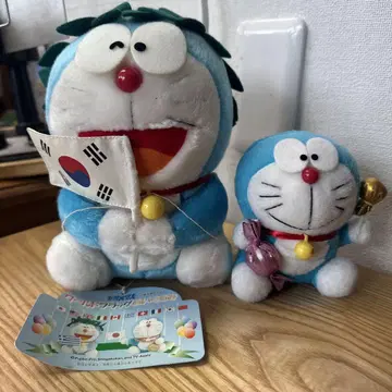 도라에몽 봉제 인형 세트 한국 국기 포함