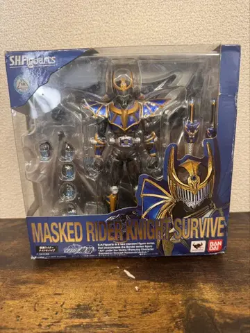 k140 미개봉 S.H.Figuarts 가면라이더 나이트 서바이브