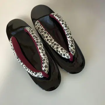 검은 조리 꽃무늬 테두리 약 26cm 빅 사이즈