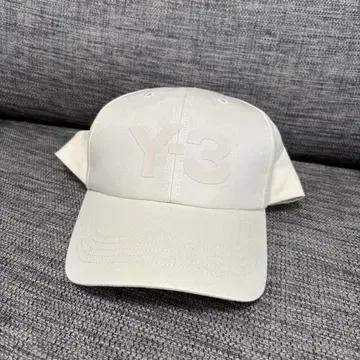 Y-3 화이트 캡 프리 사이즈