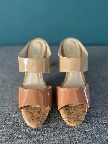 모데로 마도라스 샌들 힐 8cm