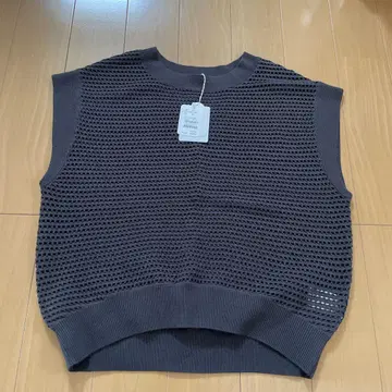 REFINED WOMEN LABEL 슬리브리스 니트 그레이