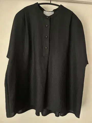 BEARDSLEY 반팔 셔츠 (블랙)