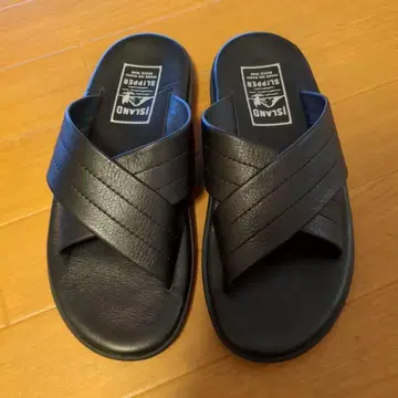 SHIPS 별주 ISLANDSLEPPER: 크로스 가죽 샌들