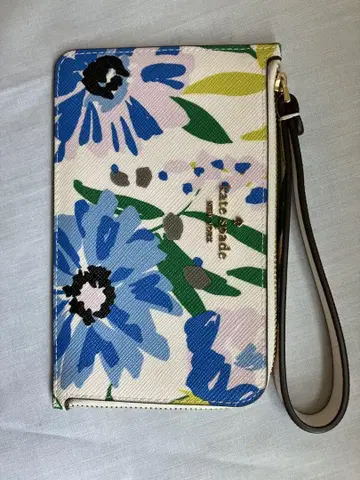 Kate Spade L 지퍼 리프렛
