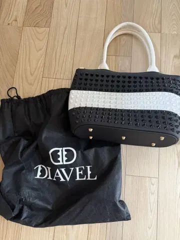 DIAVEL 스터드 토트백