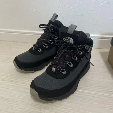 THE NORTH FACE 아웃도어 신발 블랙/그레이 20cm