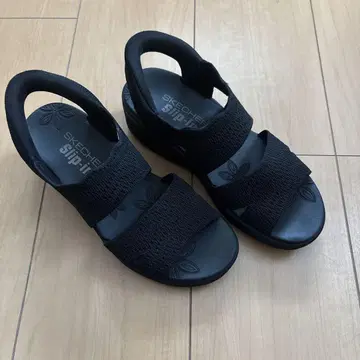 스케쳐스 슬립인 샌들 여성용
