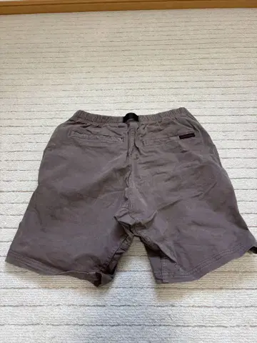 브라운 숏 팬츠 허리밴딩