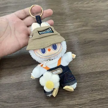 LABUBU 봉제 인형 키링 포함