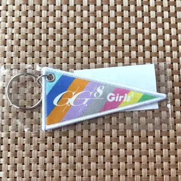 Girls2 걸걸 에이트 도쿄 페넌트 키링 정원 극장