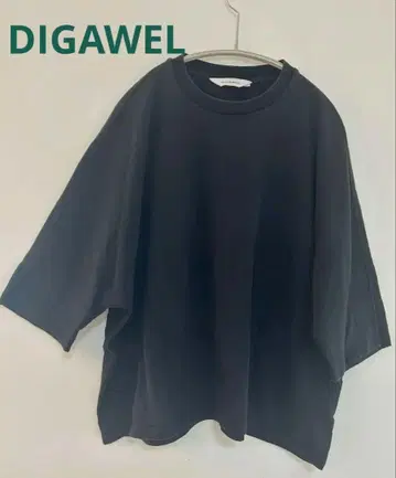 DIGAWEL 돌먼 상의