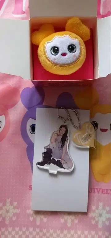 TWICE~지효 봉제 인형 반지 THIS IS FOR 팝업