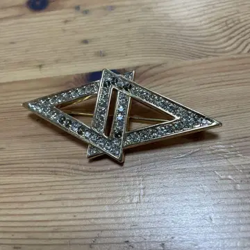 브로치