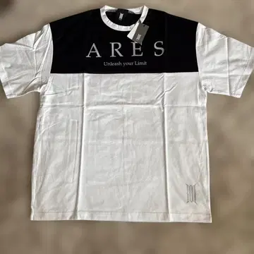 ARES 컬러 블록 티셔츠 미사용 새상품 택 포함
