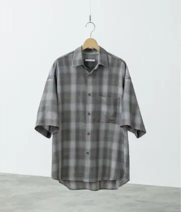 옴브레 체크 플러피 반팔 셔츠