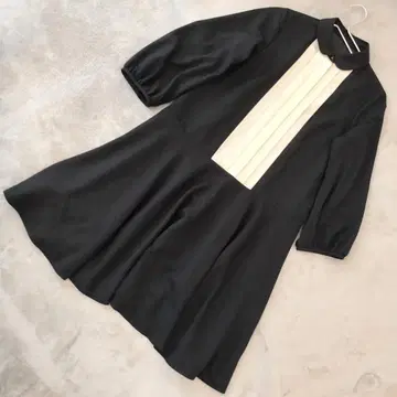 Bon mercerie 플리츠 플레어 원피스 무릎 기장 블랙 긴팔 M