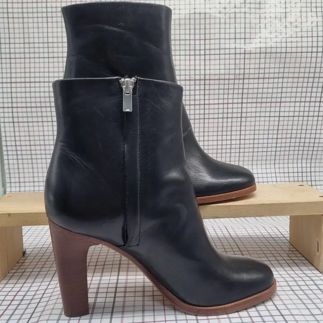 Genuine Leather Women's Heel Boots 38 240 Heel 10