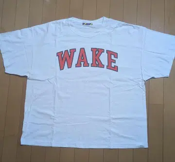 WAKE. 오픈 기념 is-ness 이즈네스 티셔츠