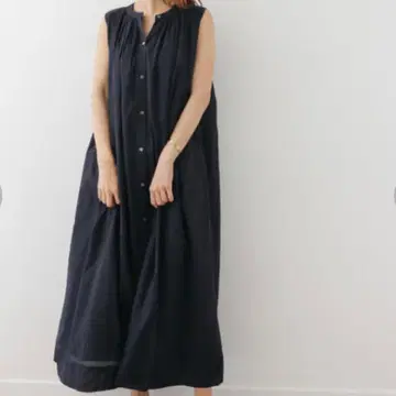 어반 리서치 도어스 코튼 보일 슬리브리스 원피스 네이비