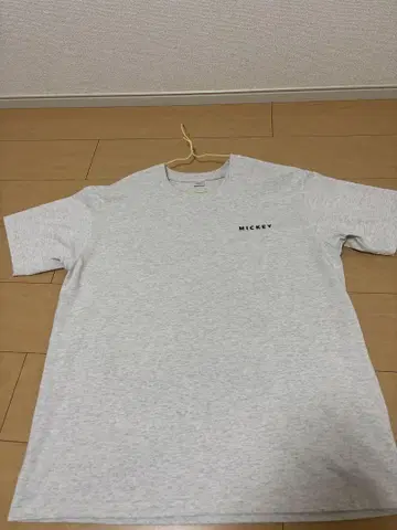 디즈니 미키 티셔츠 그레이