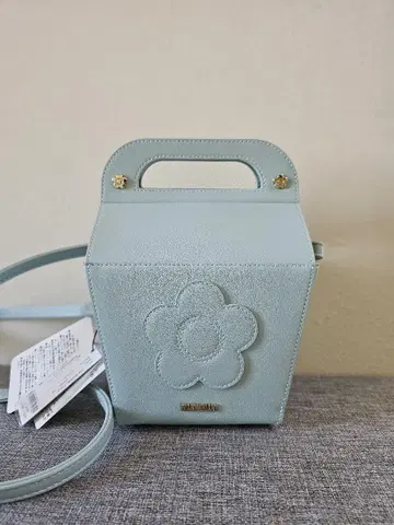 새상품