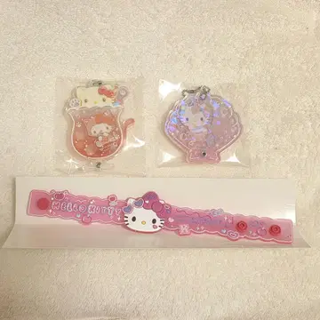 산리오 헬로키티 아크릴 참 세트
