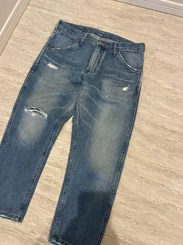 WRANGLER 론 헤르만 콜라보 데미지 가공 미디엄 블루 청바지